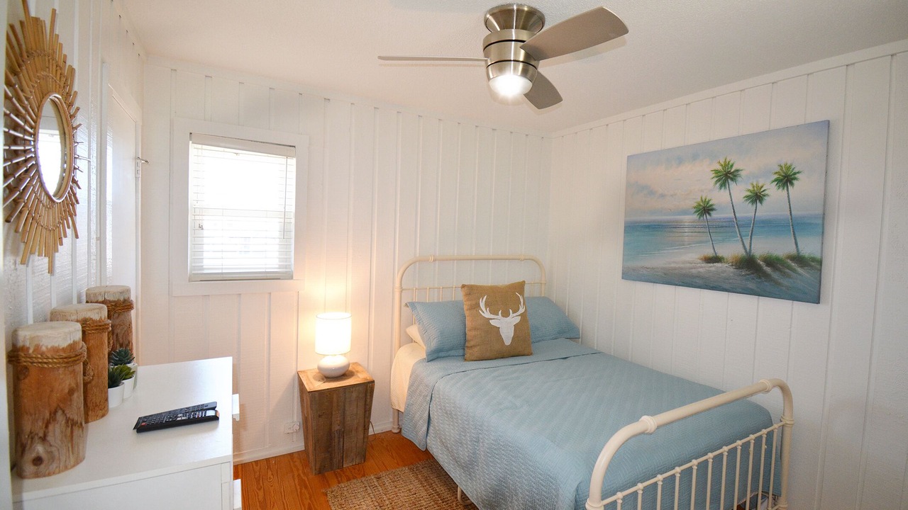 Photo of Bedroom in Terramar Beach