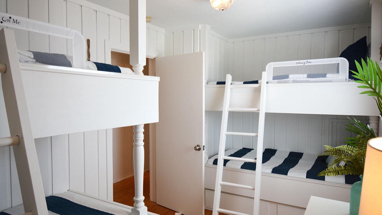 Photo of Bedroom in Terramar Beach