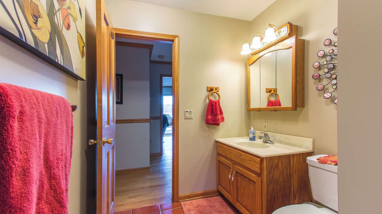 Photo of Bathroom in Valois