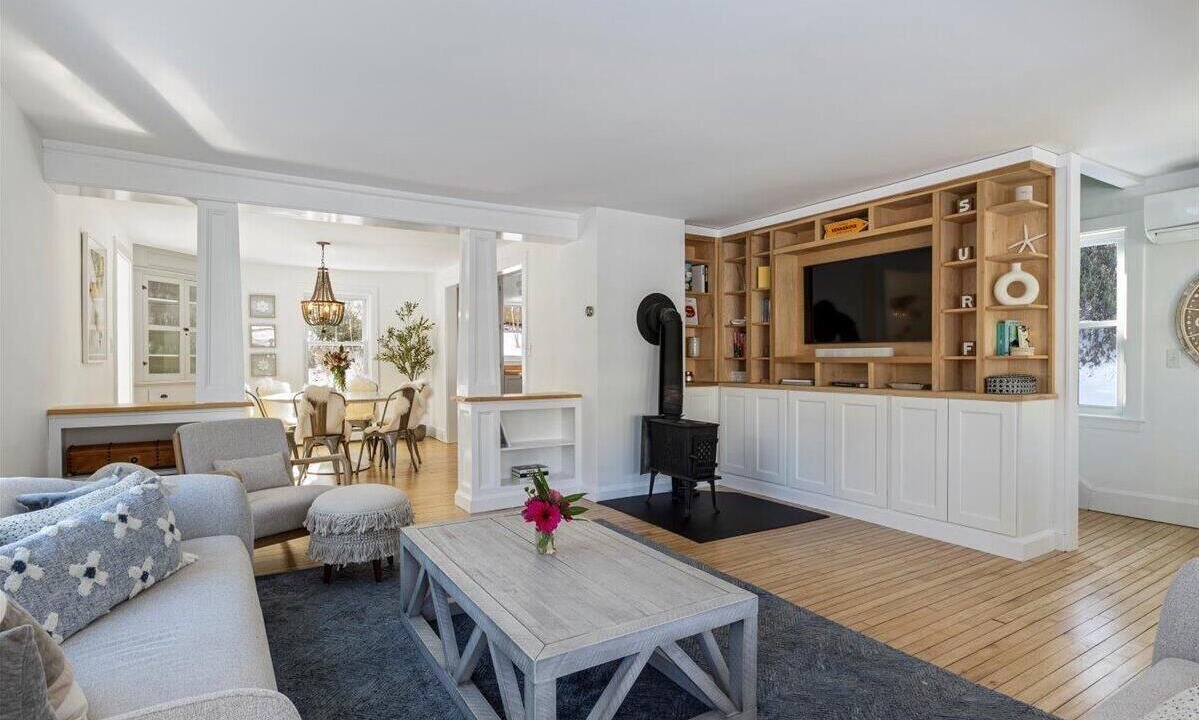 Photo of Livingroom in Kennebunk