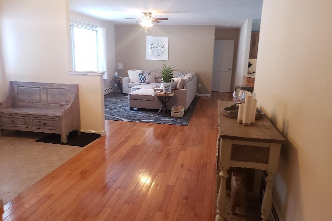 Photo of Livingroom in Jay