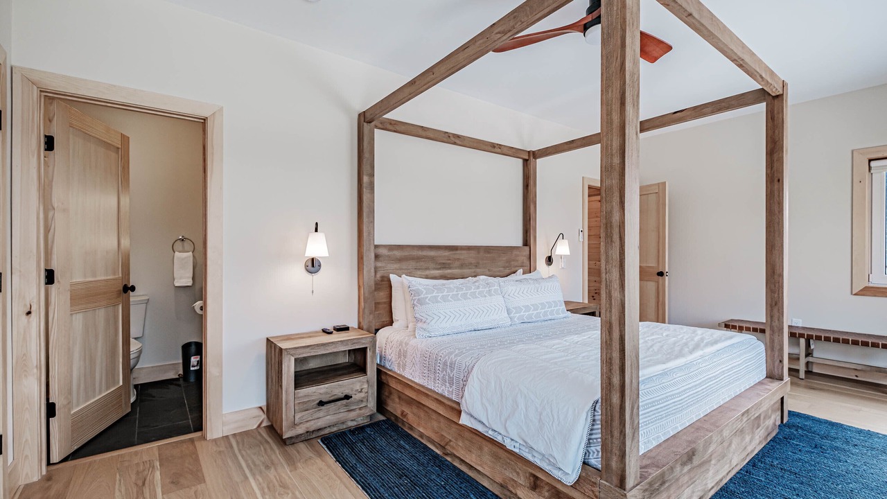 Photo of Bedroom in Bethel