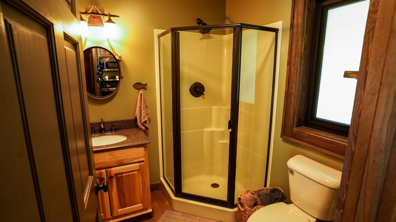 Photo of Bathroom in Goldbond