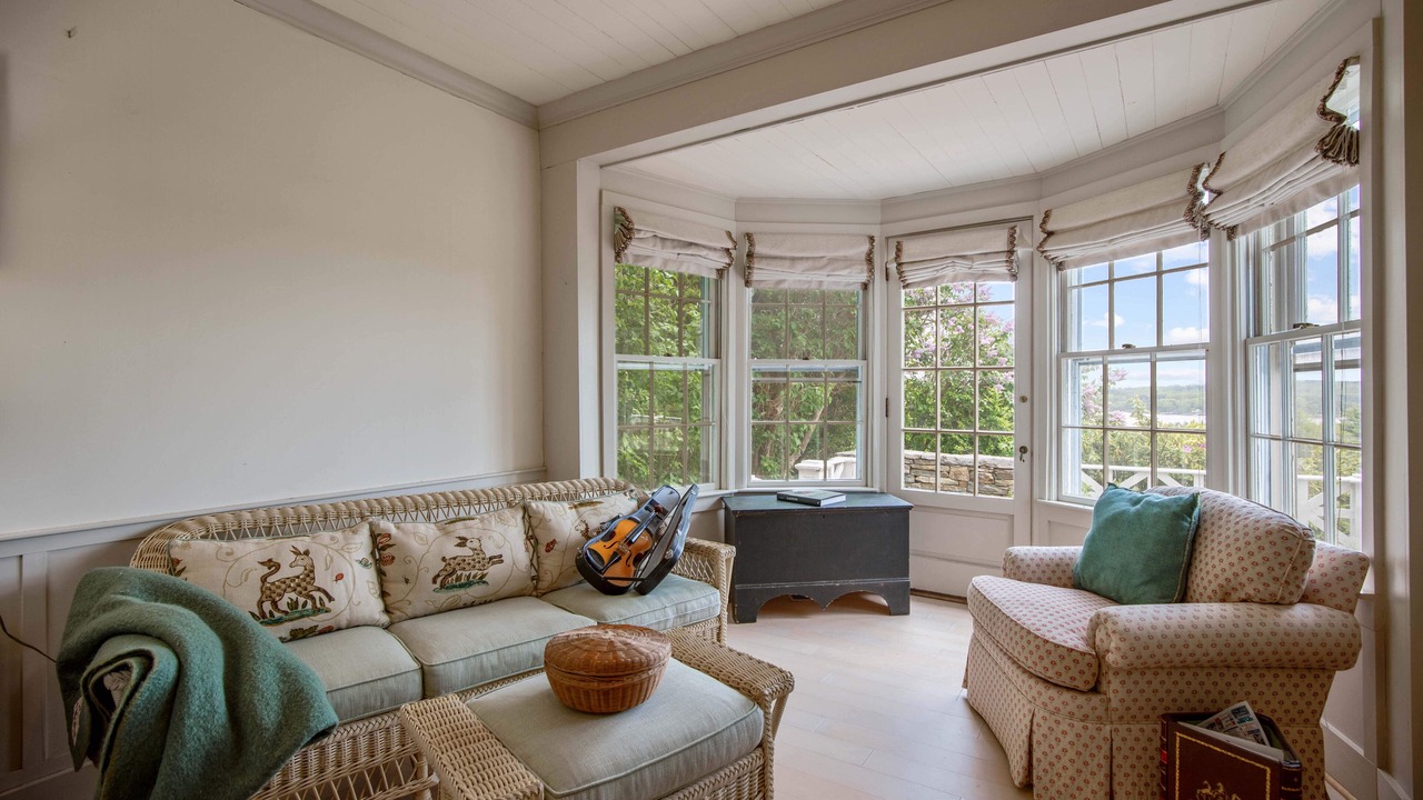 Photo of Livingroom in Wiscasset