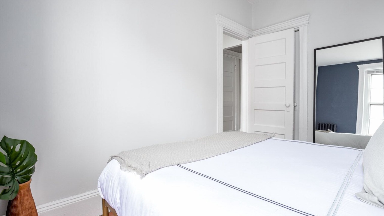 Photo of Bedroom in Beacon Hill