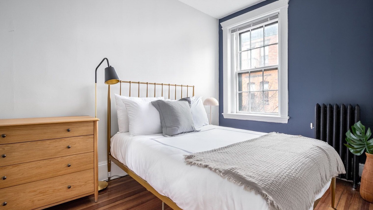 Photo of Bedroom in Beacon Hill