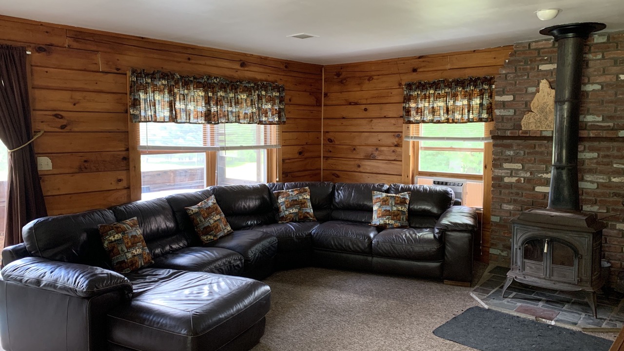 Photo of Livingroom in Chestertown