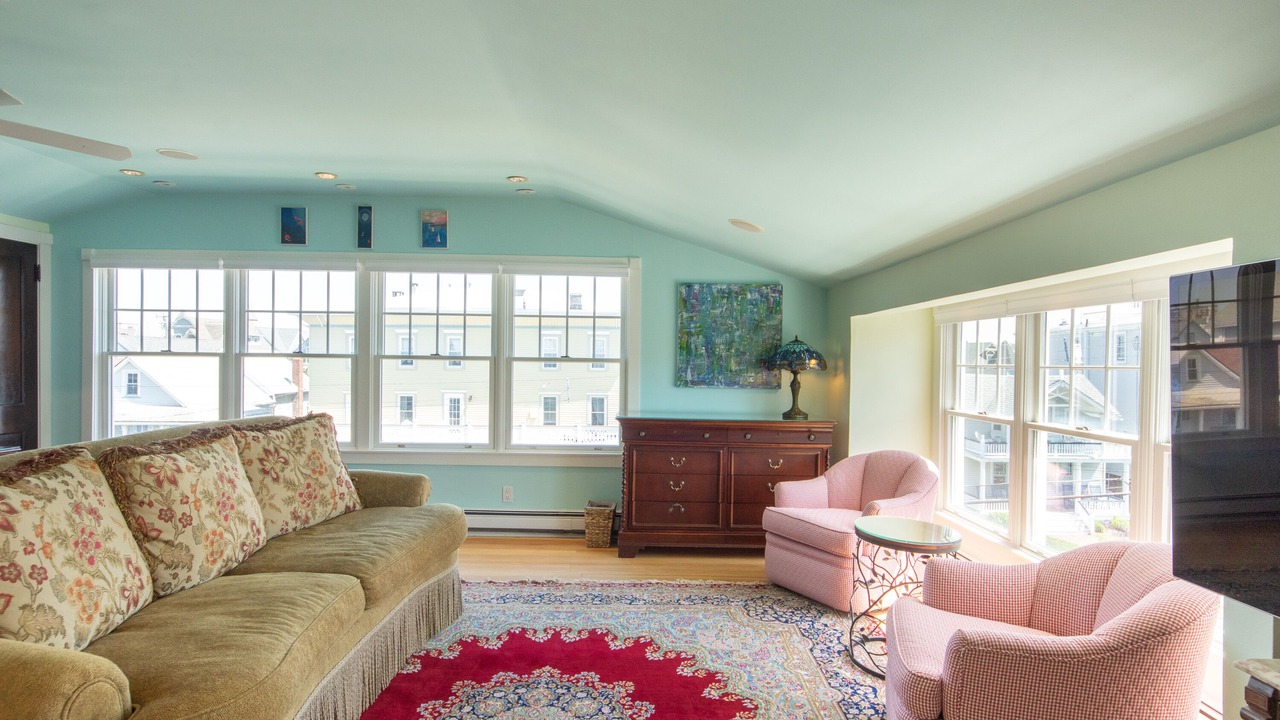 Photo of Livingroom in Ocean Grove