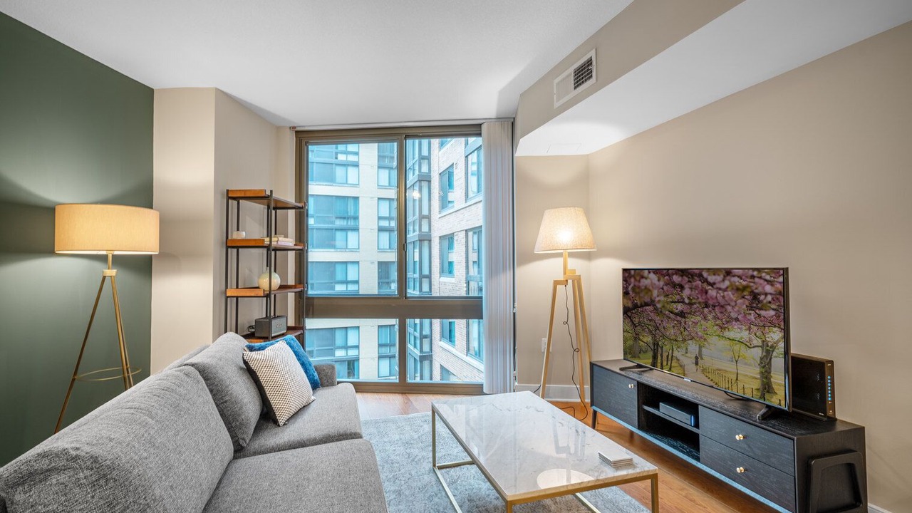 Photo of Livingroom in Mount Vernon Triangle