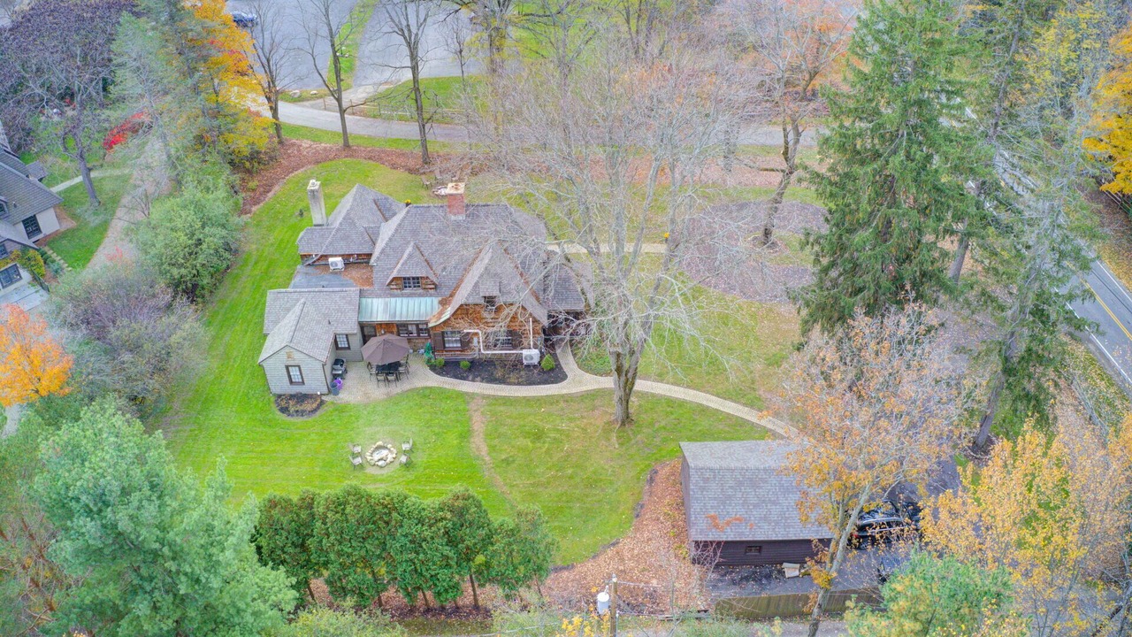 Photo of Outdoor in Spring Brook