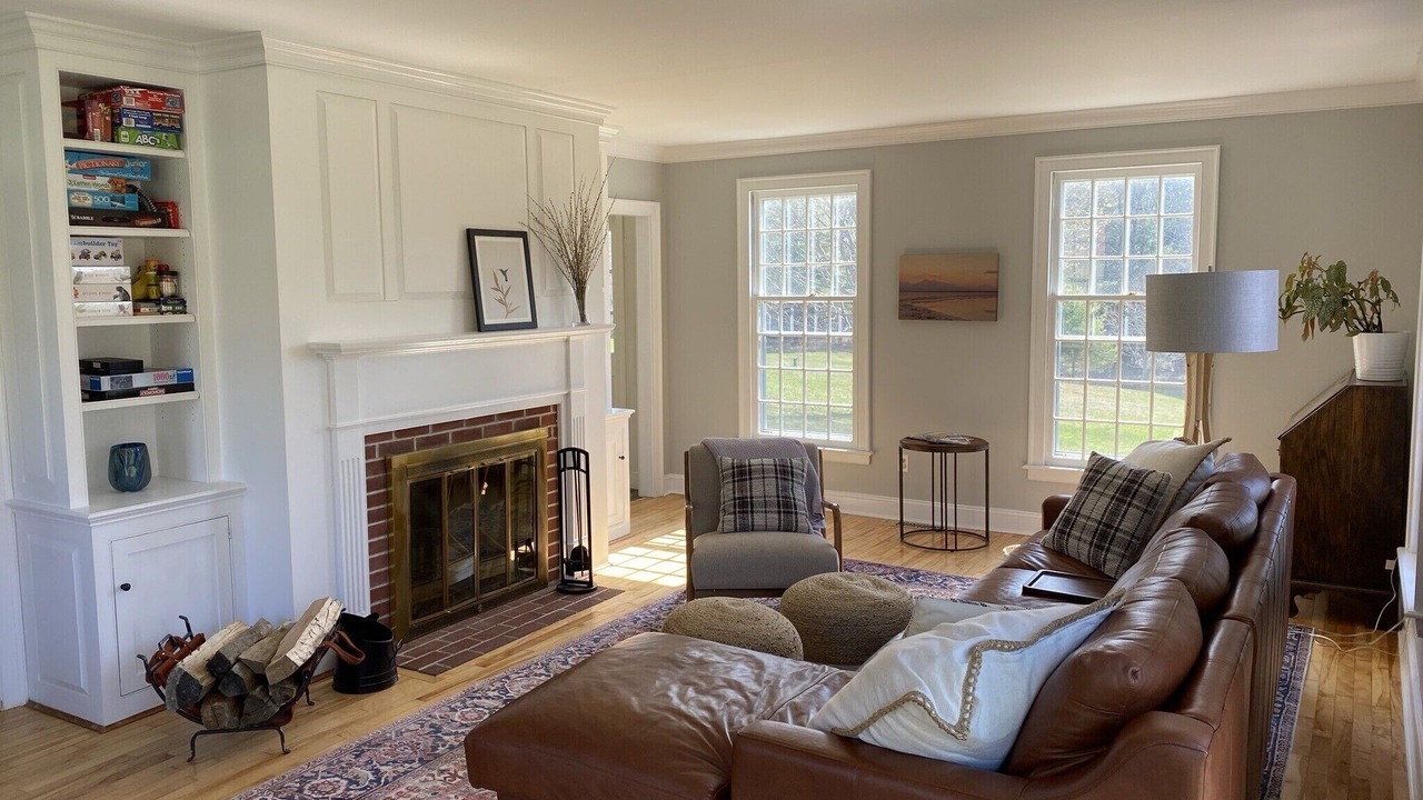 Photo of Livingroom in Windsor