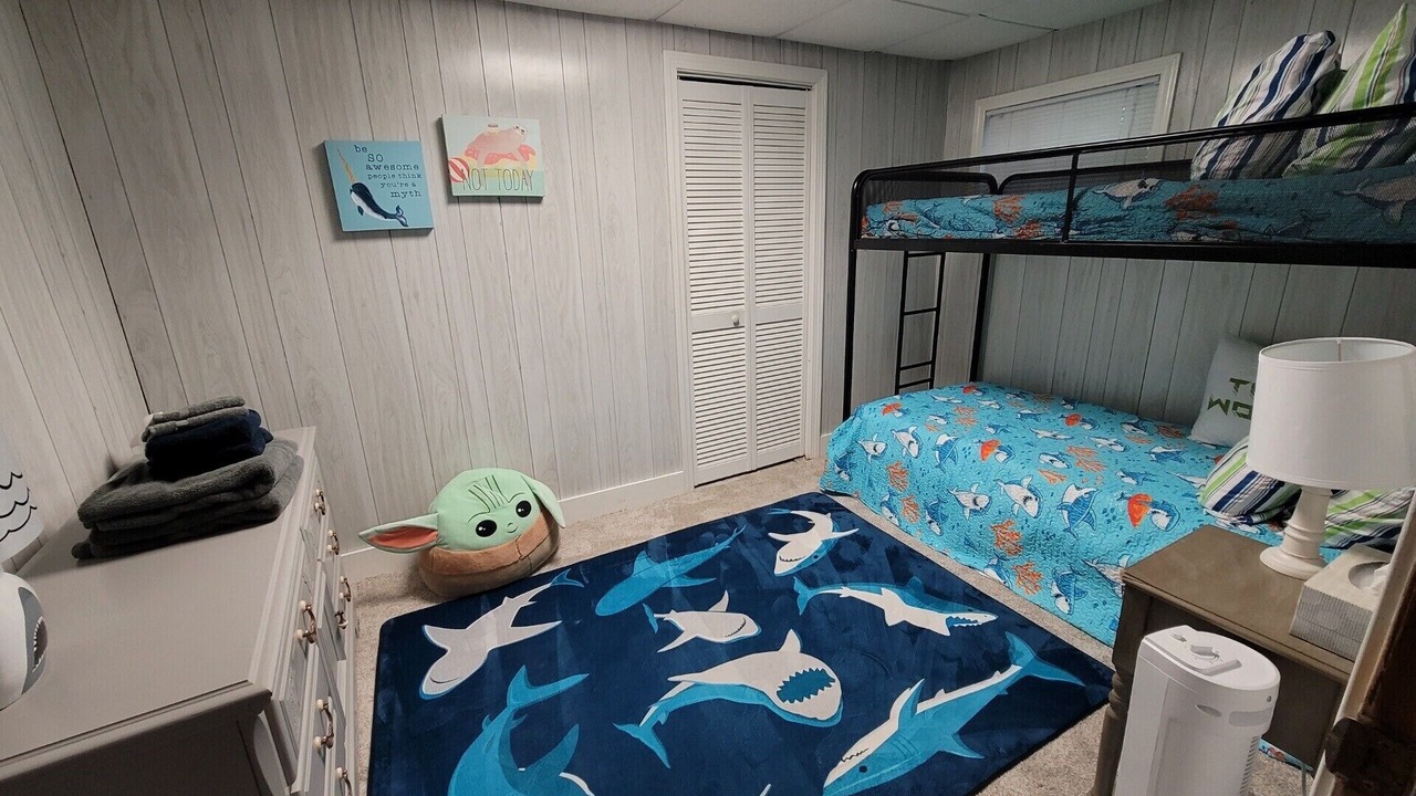 Photo of Bedroom in Moultonborough