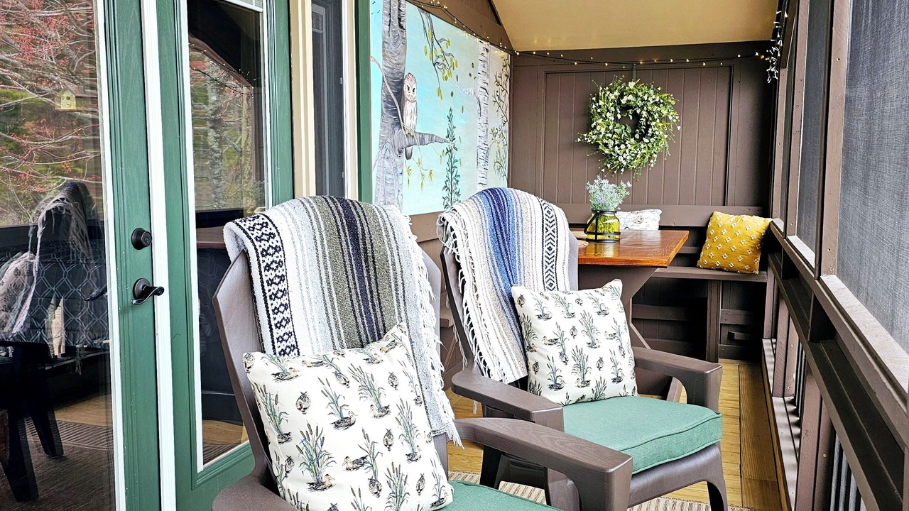 Photo of Patio Balcony in North Creek