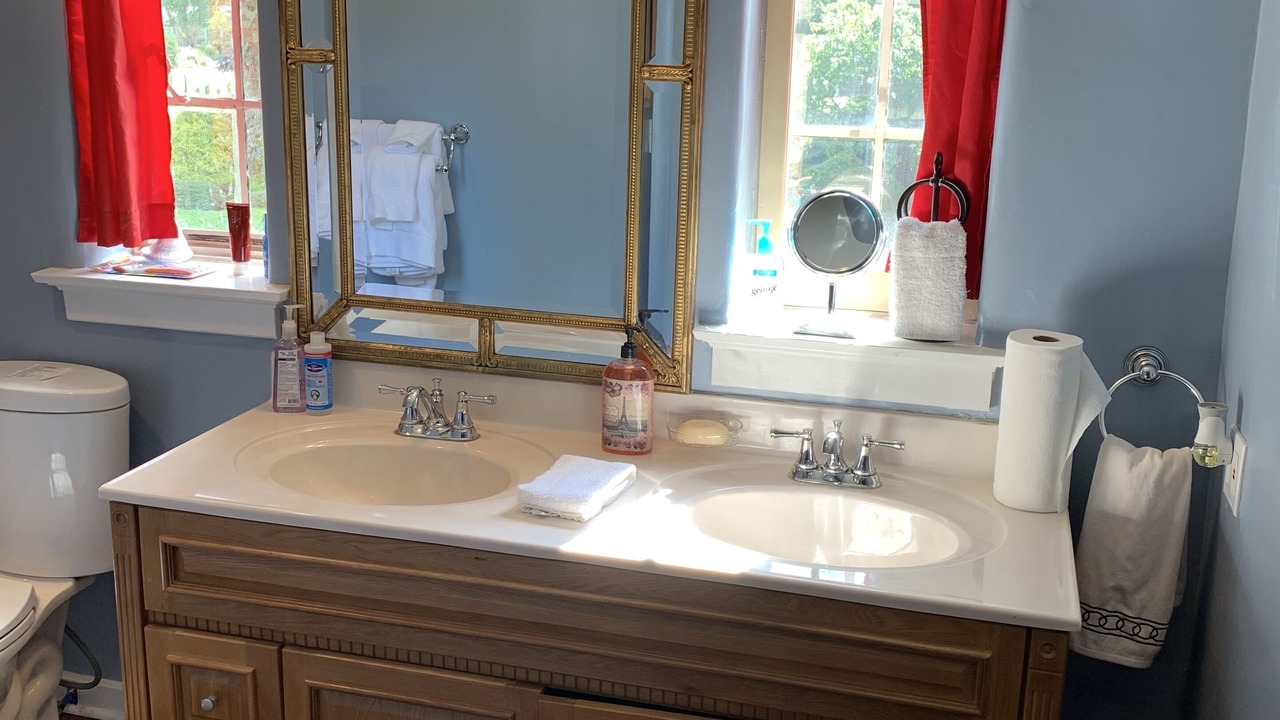 Photo of Bathroom in Dunkirk