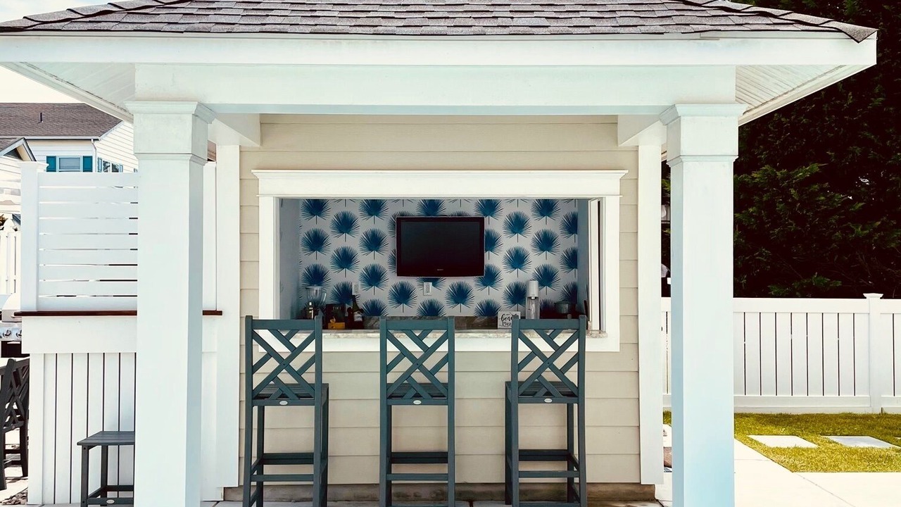 Photo of Outdoor in Avalon
