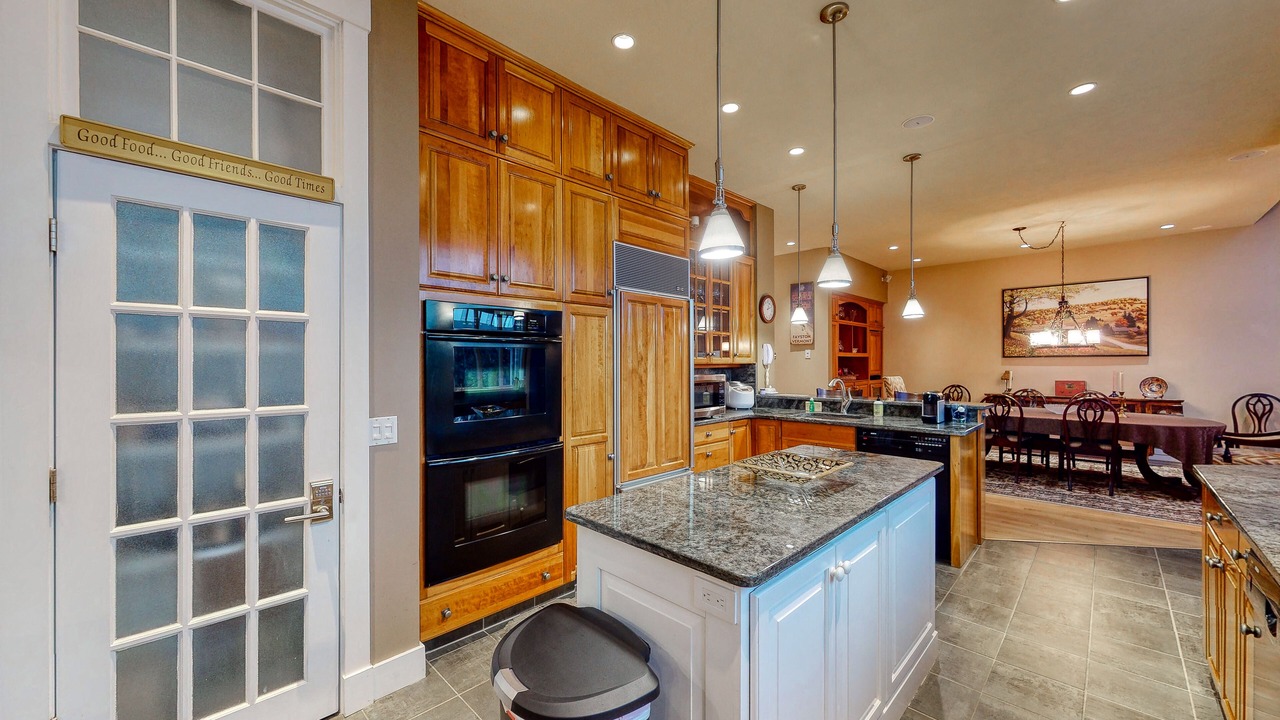 Photo of Kitchen in Warren