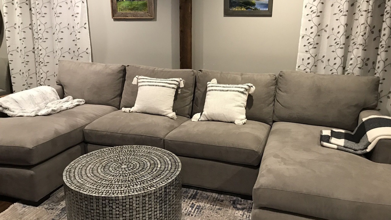 Photo of Livingroom in Guilford