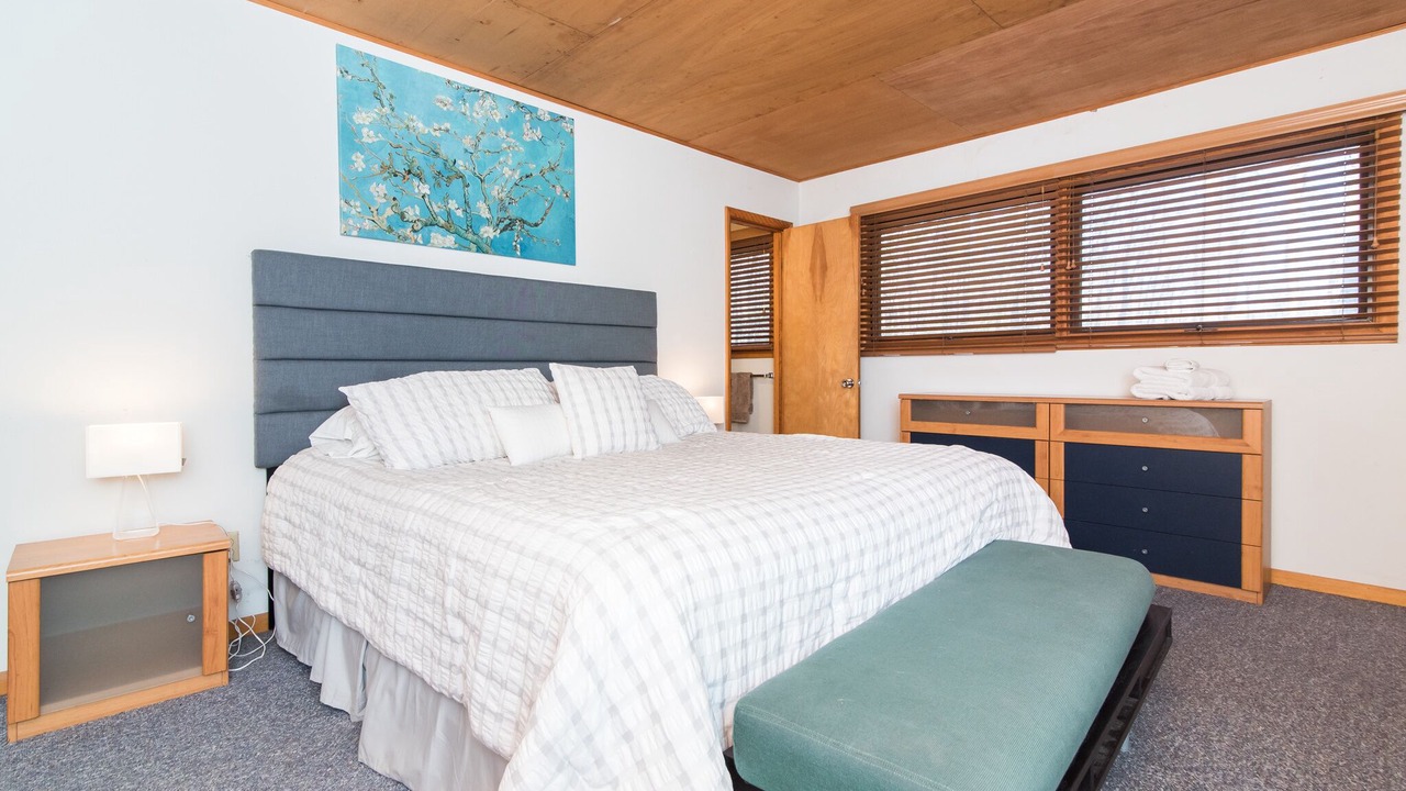 Photo of Bedroom in Berkeley Springs
