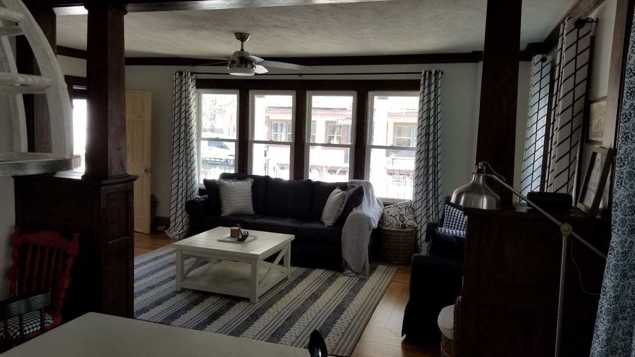 Photo of Livingroom in Geneva-on-the-Lake