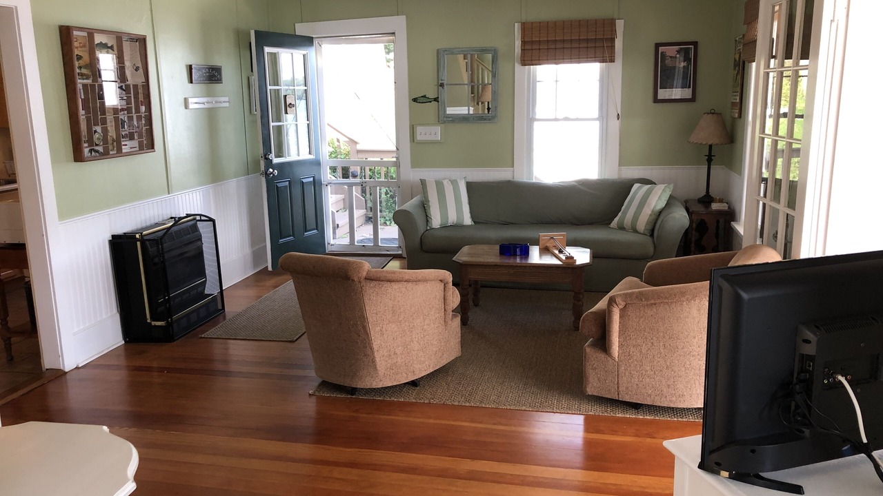 Photo of Livingroom in Town of Jerusalem