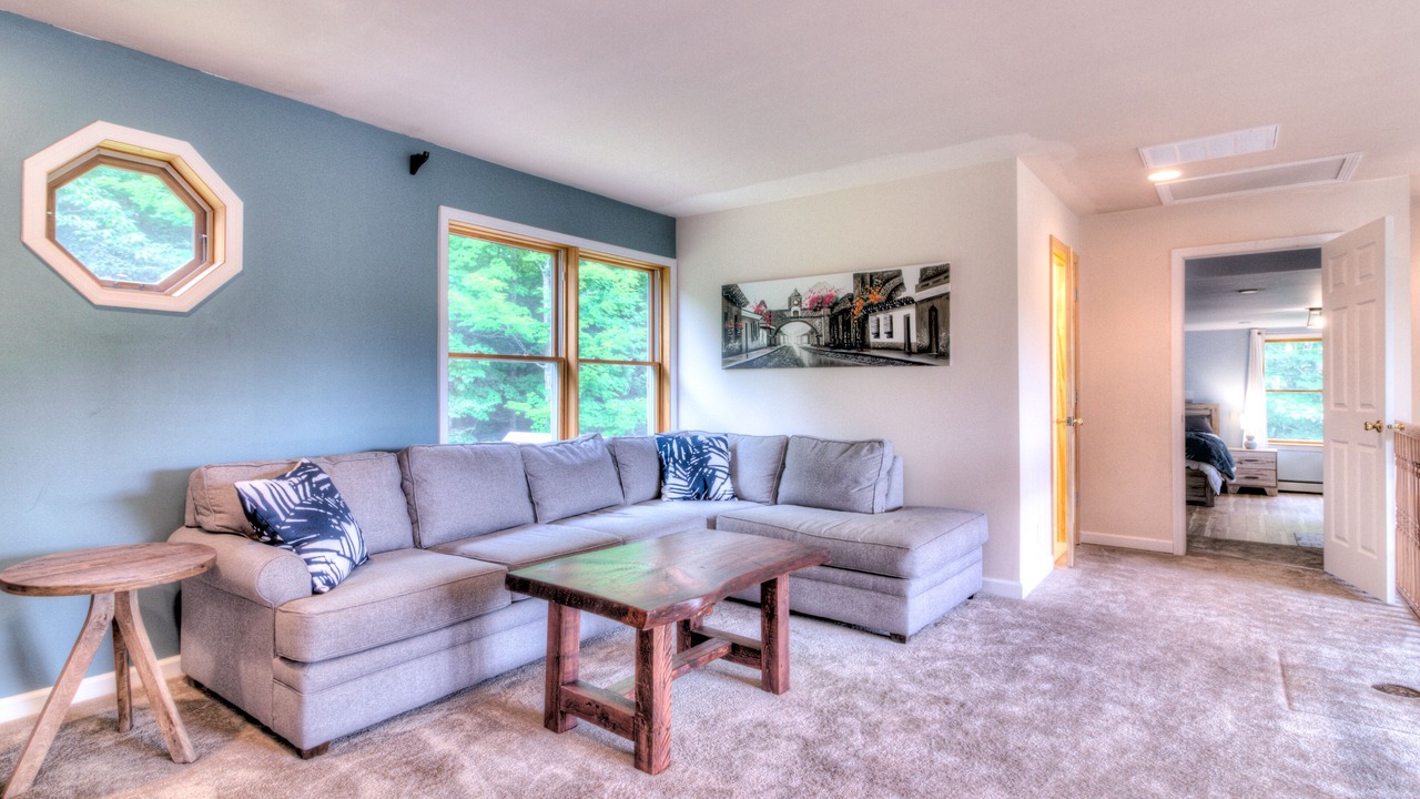 Photo of Livingroom in Londonderry