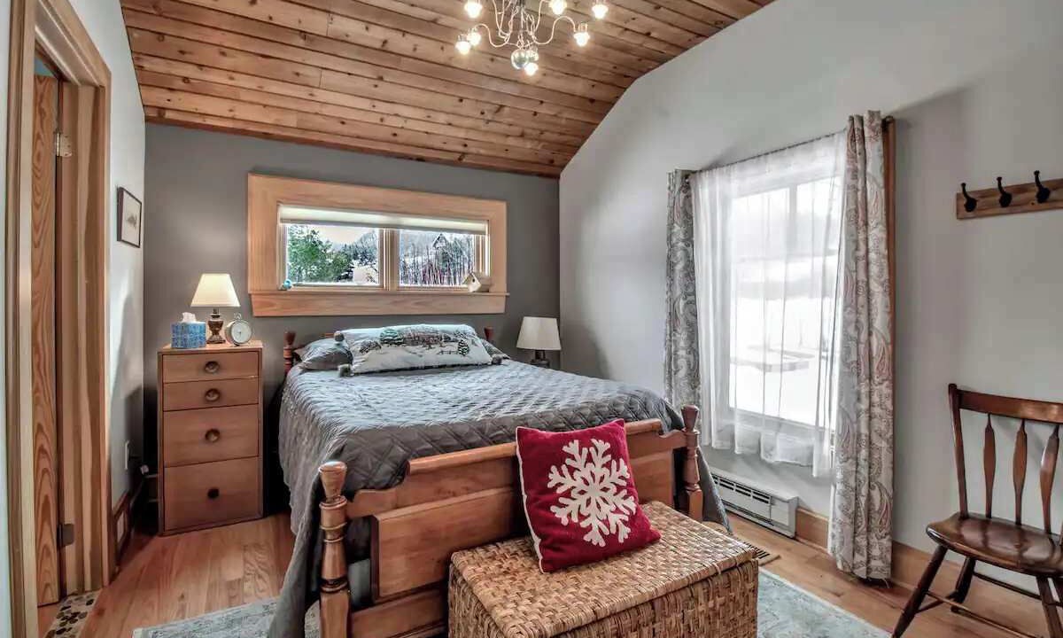 Photo of Bedroom in Great Valley