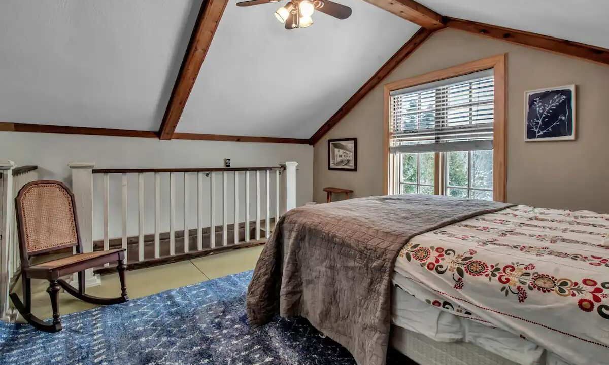 Photo of Bedroom in Great Valley