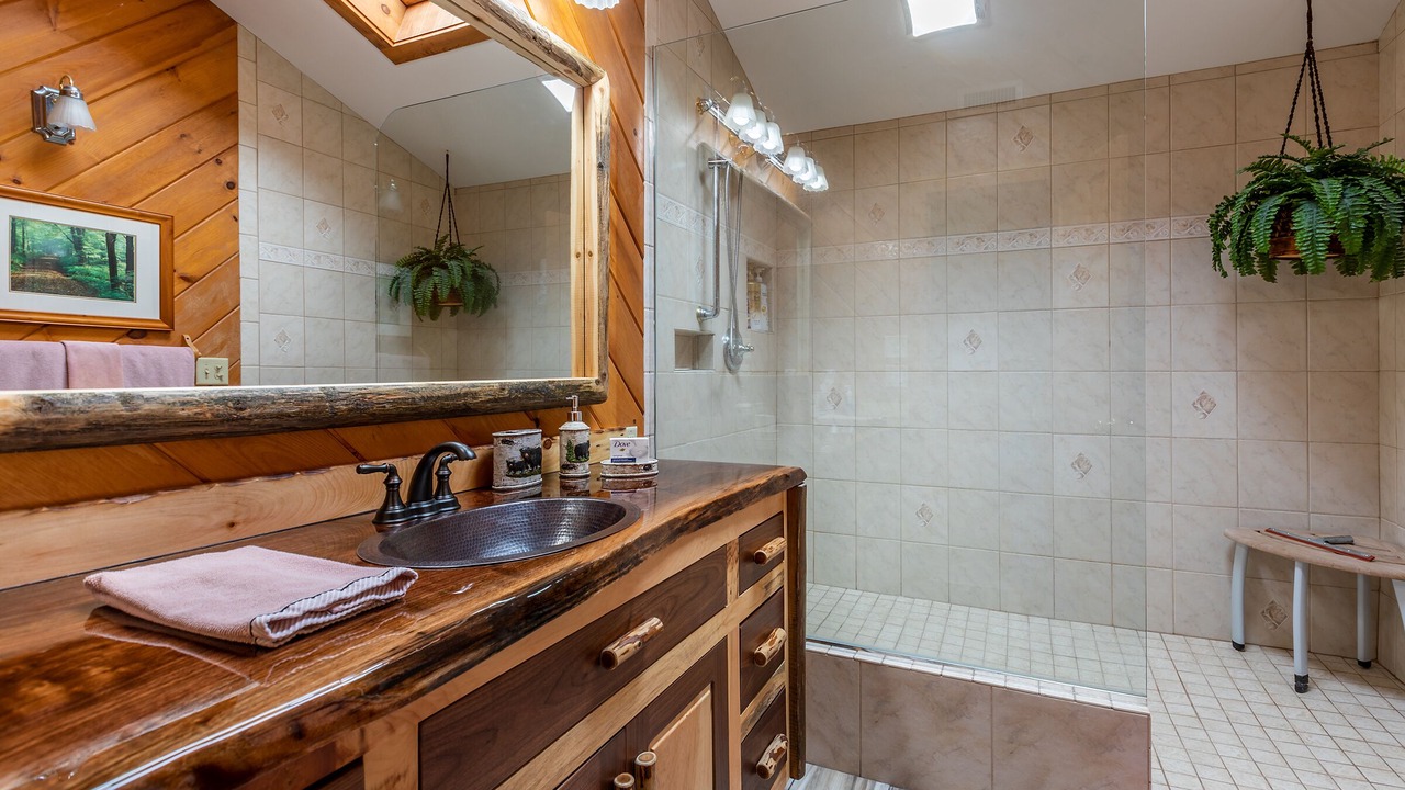 Photo of Bathroom in Londonderry