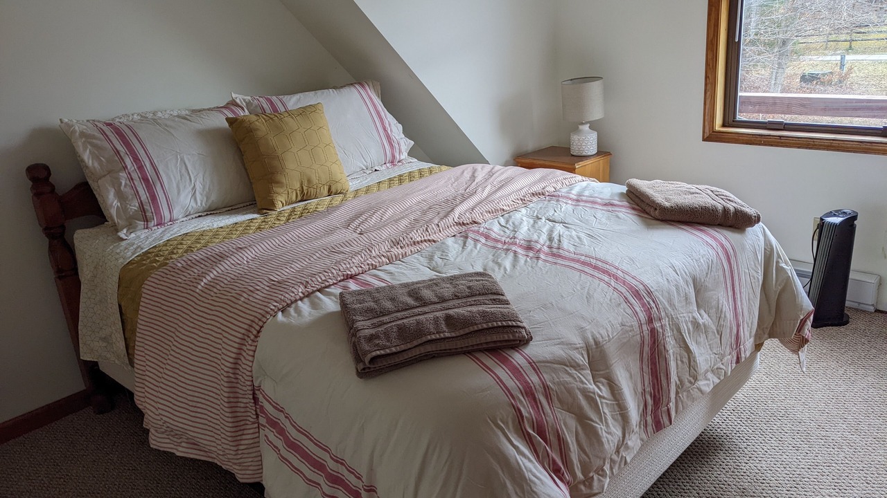 Photo of Bedroom in Timberline