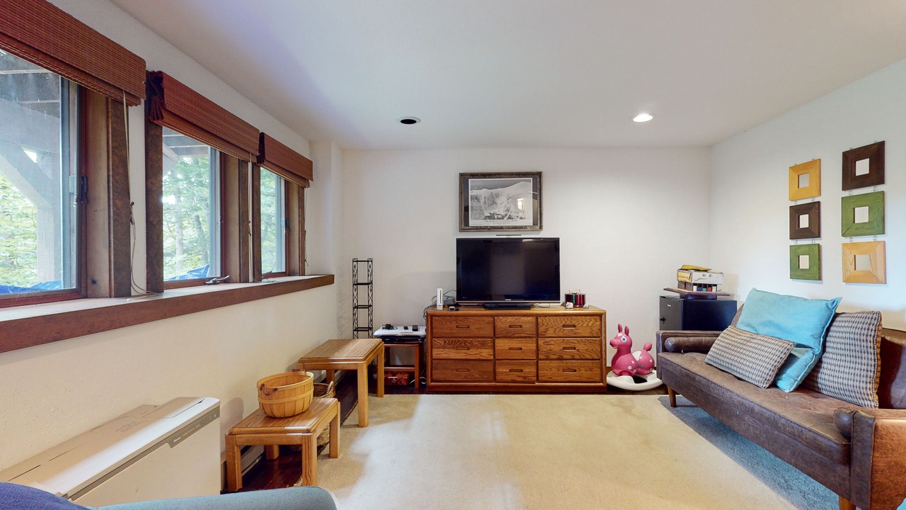 Photo of Livingroom in Plymouth