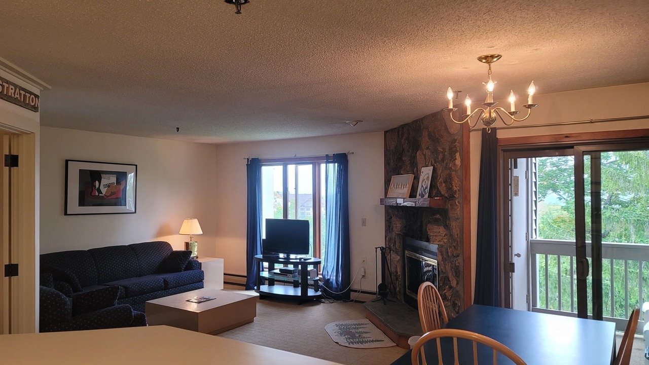 Photo of Livingroom in Stratton Mountain