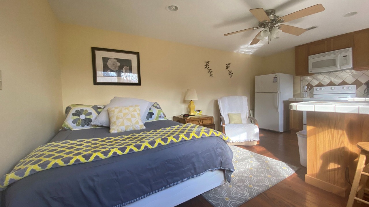 Photo of Bedroom in Glace