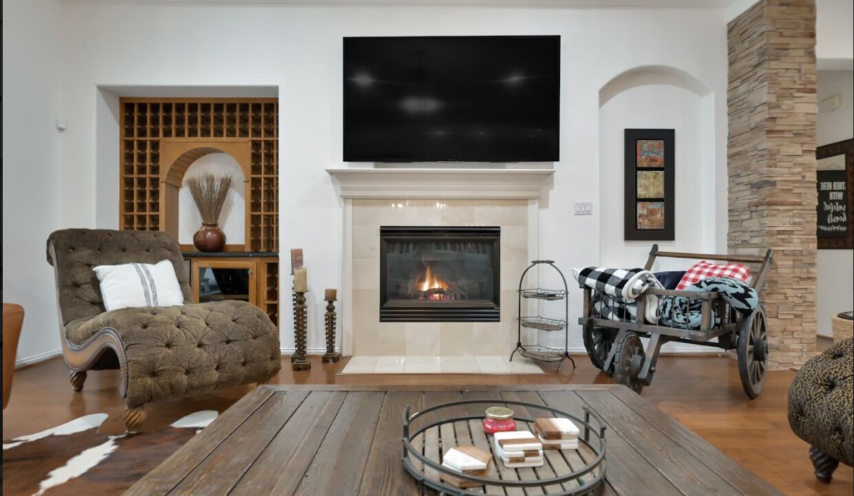 Photo of Livingroom in Panther Creek