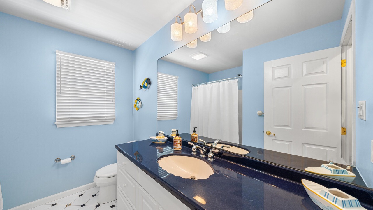 Photo of Bathroom in Avalon
