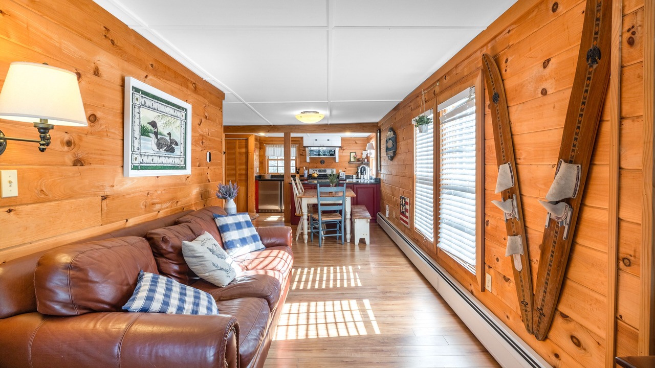 Photo of Livingroom in Poultney