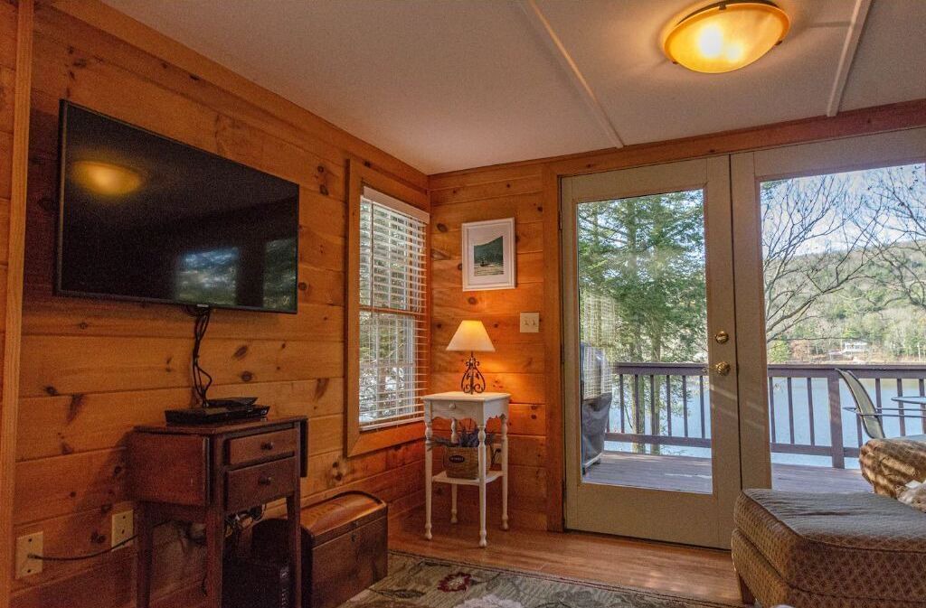 Photo of Livingroom in Poultney
