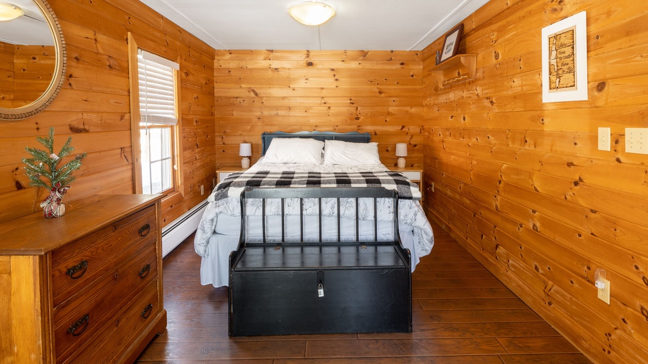 Photo of Bedroom in Poultney