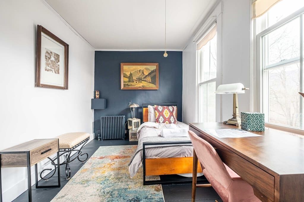 Photo of Bedroom in Warren