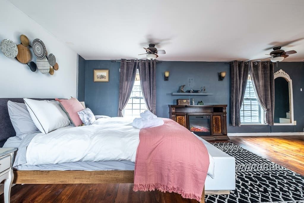Photo of Bedroom in Warren