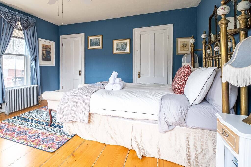 Photo of Bedroom in Warren