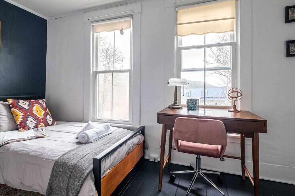 Photo of Bedroom in Warren