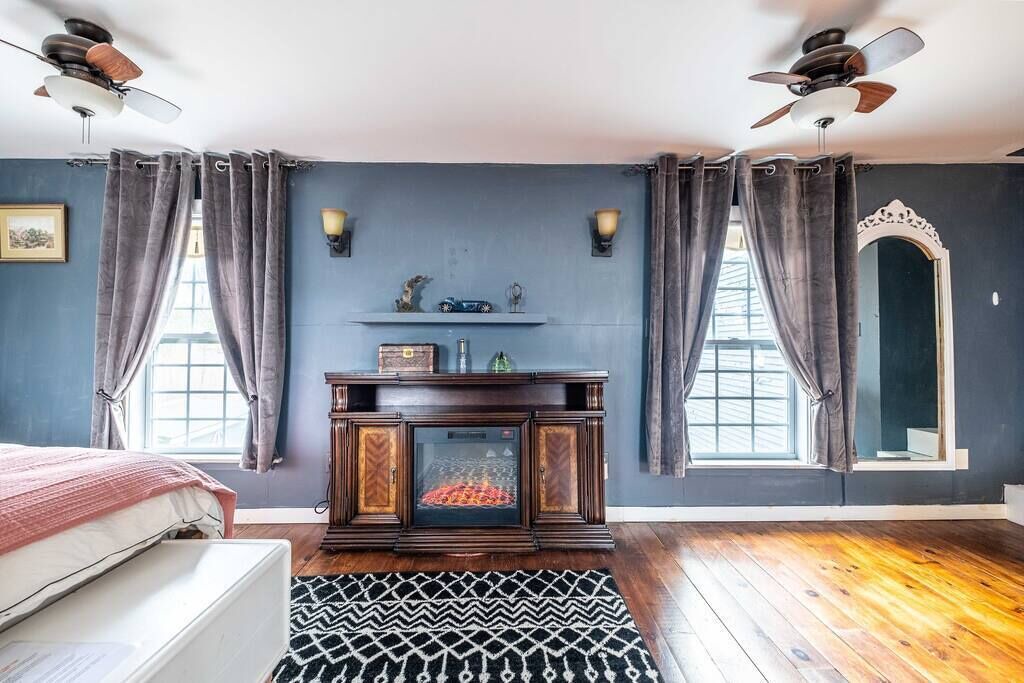 Photo of Bedroom in Warren