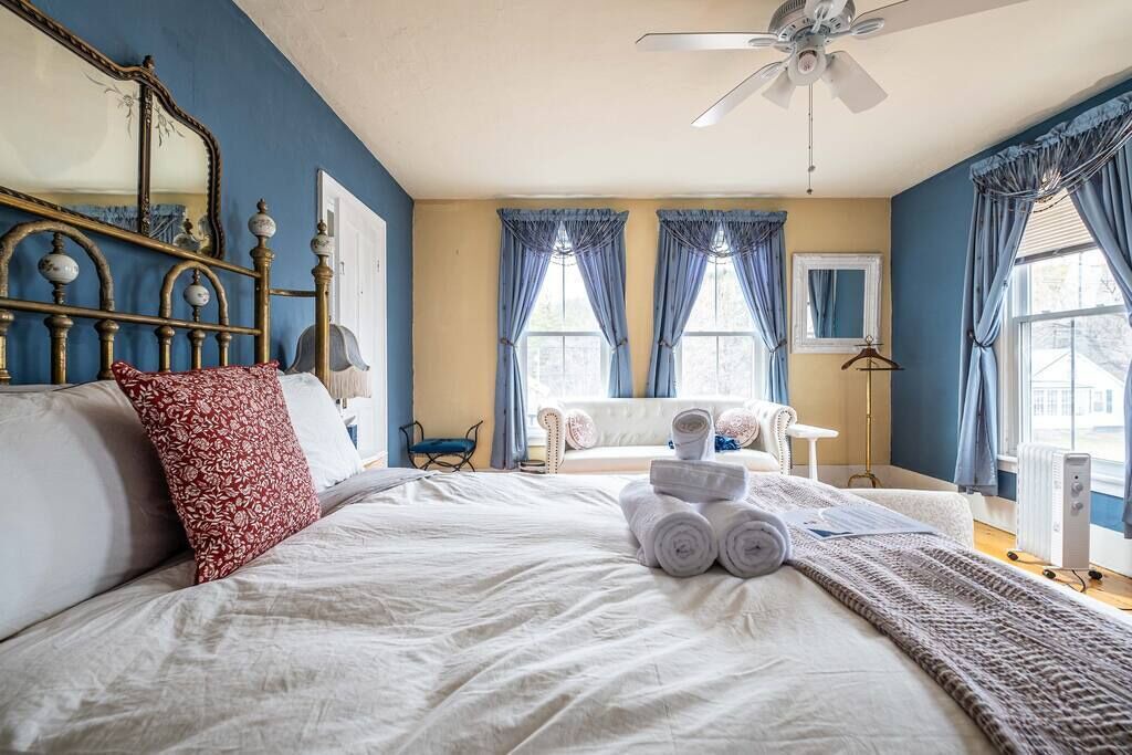 Photo of Bedroom in Warren