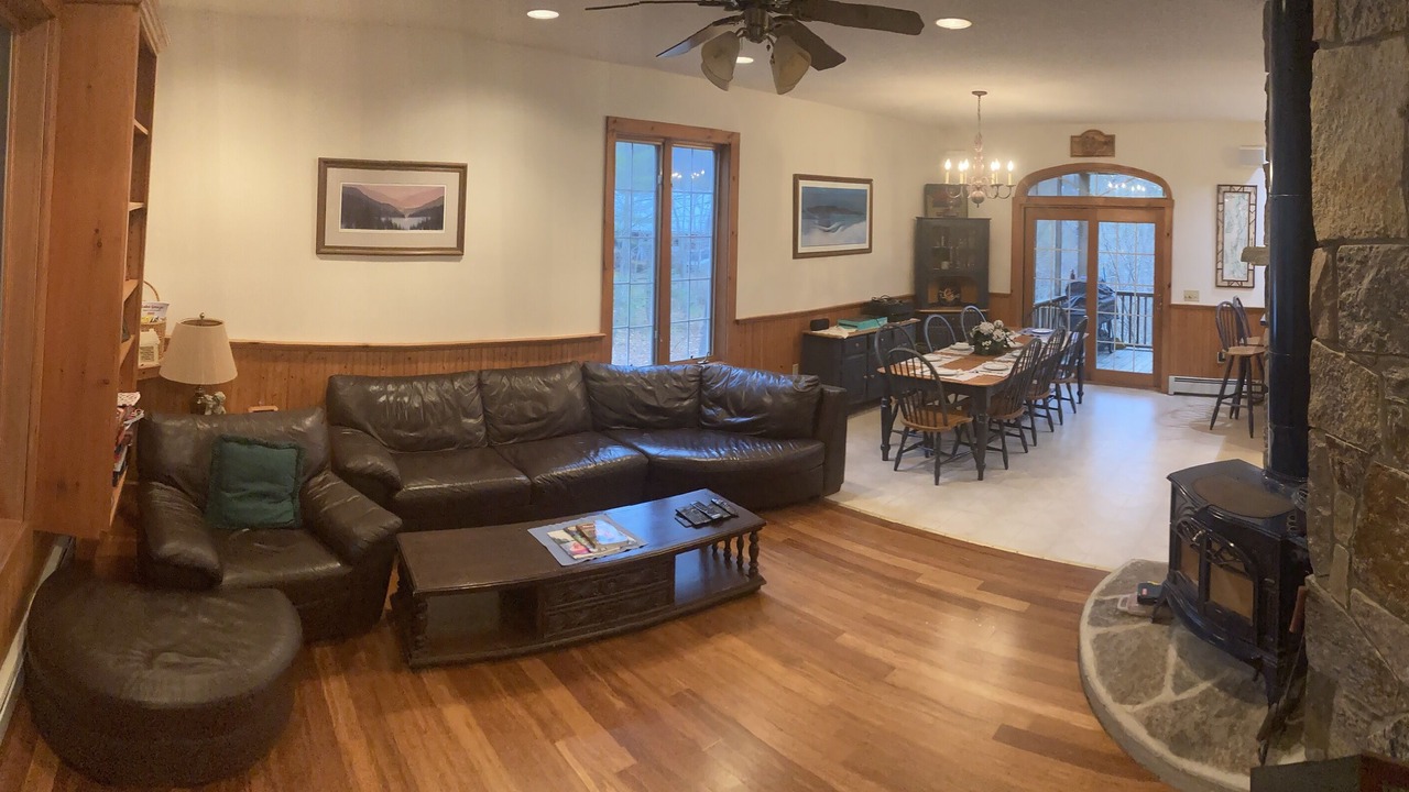 Photo of Bedroom in Huletts Landing