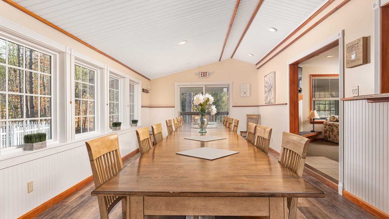 Photo of Livingroom in Birchview by the Saco