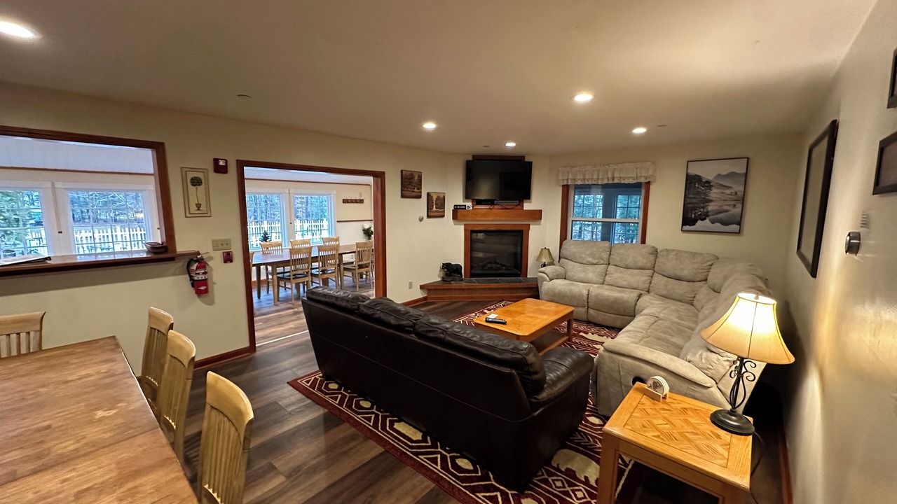 Photo of Livingroom in Birchview by the Saco