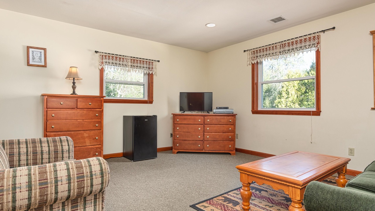 Photo of Bedroom in Birchview by the Saco
