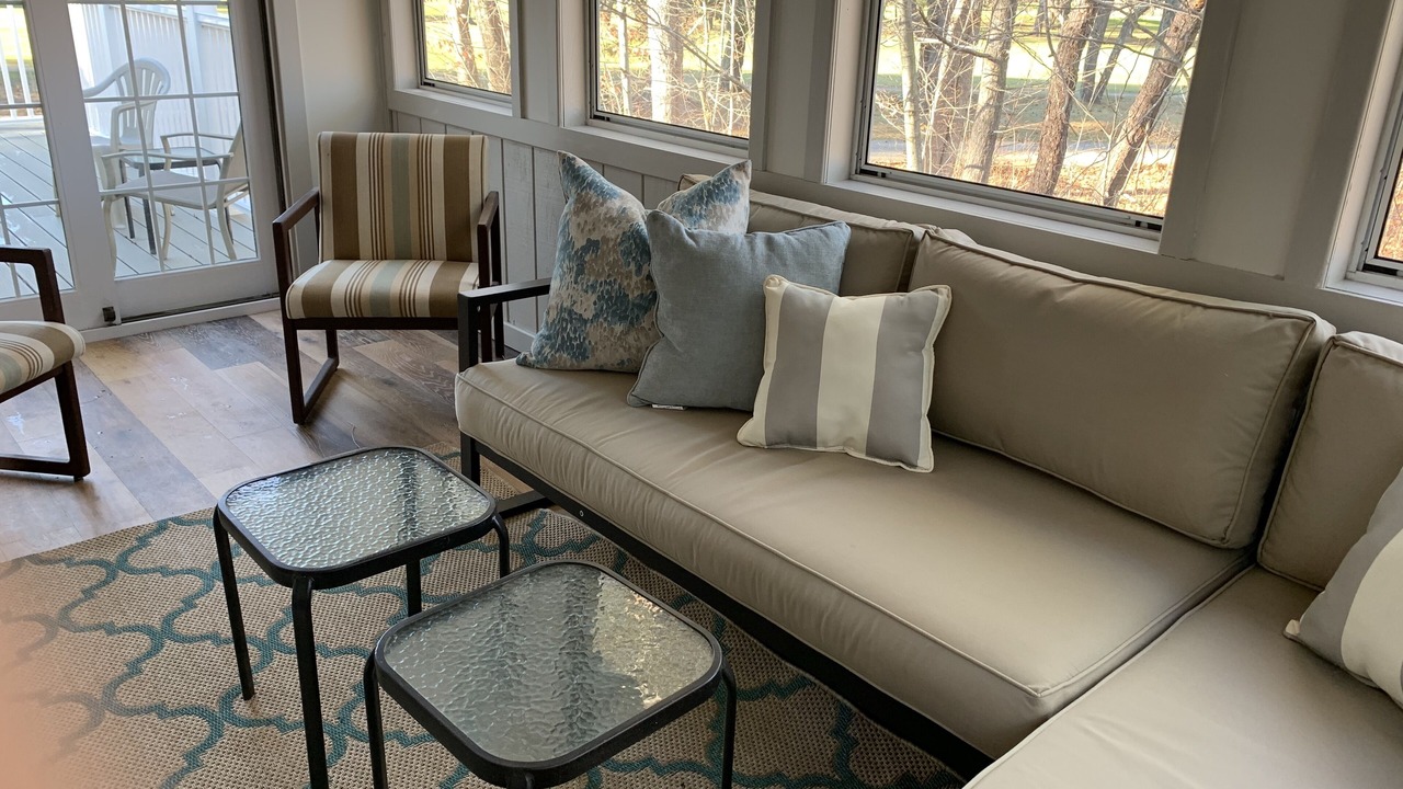 Photo of Livingroom in Center Ossipee