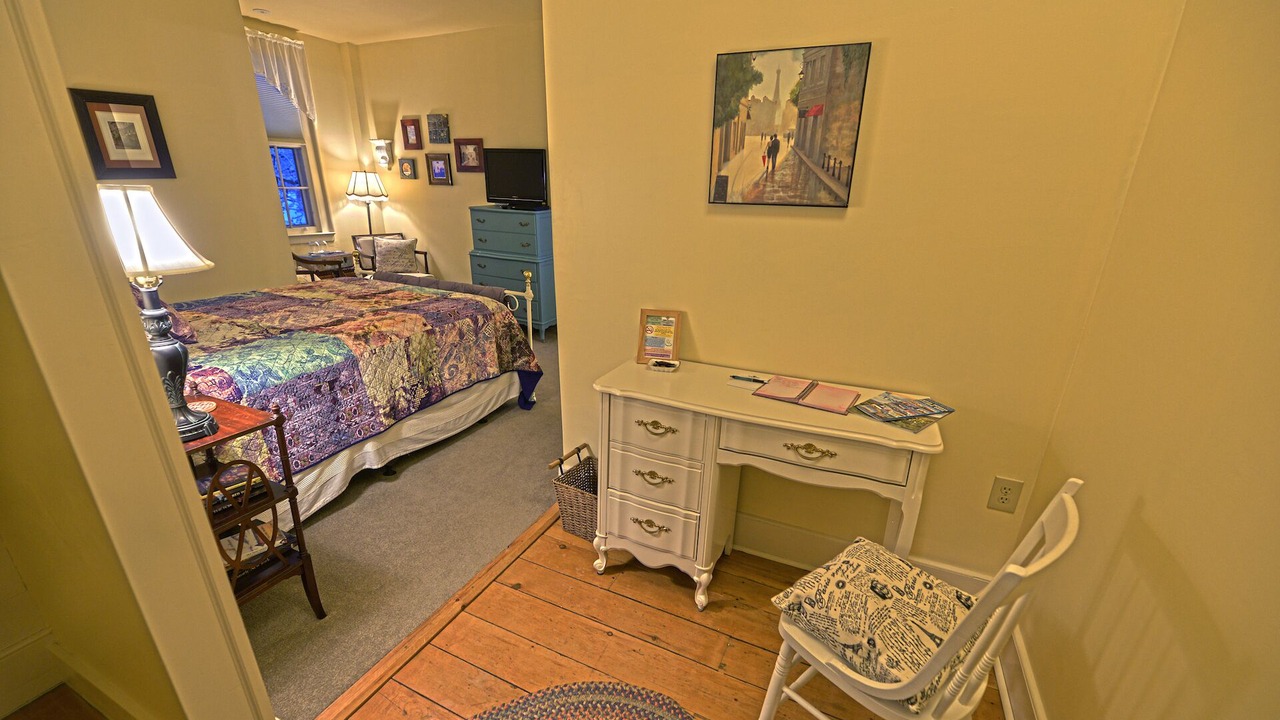 Photo of Bedroom in Canandaigua
