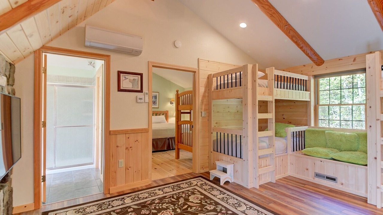 Photo of Bedroom in Bartlett